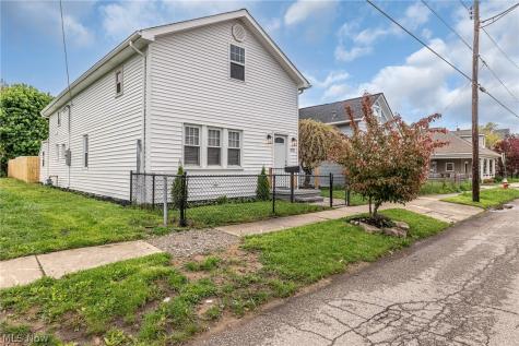 3229 W 52nd Street Cleveland OH 44102
