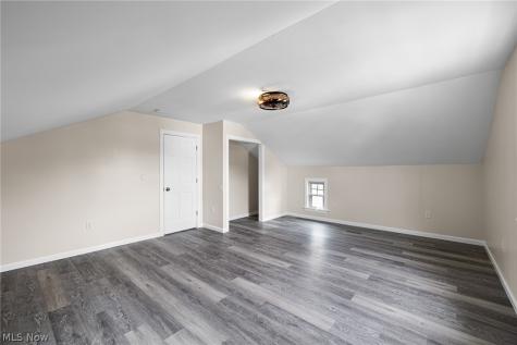 3229 W 52nd Street Cleveland OH 44102