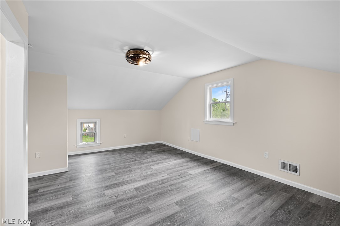 3229 W 52nd Street Cleveland OH 44102