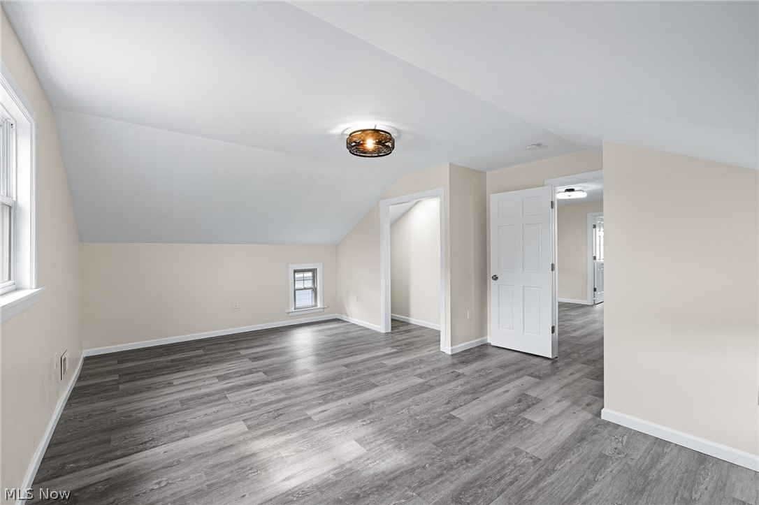 3229 W 52nd Street Cleveland OH 44102