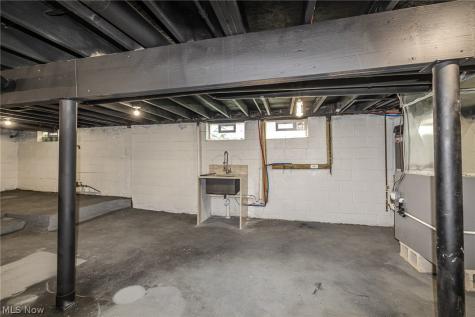 3229 W 52nd Street Cleveland OH 44102