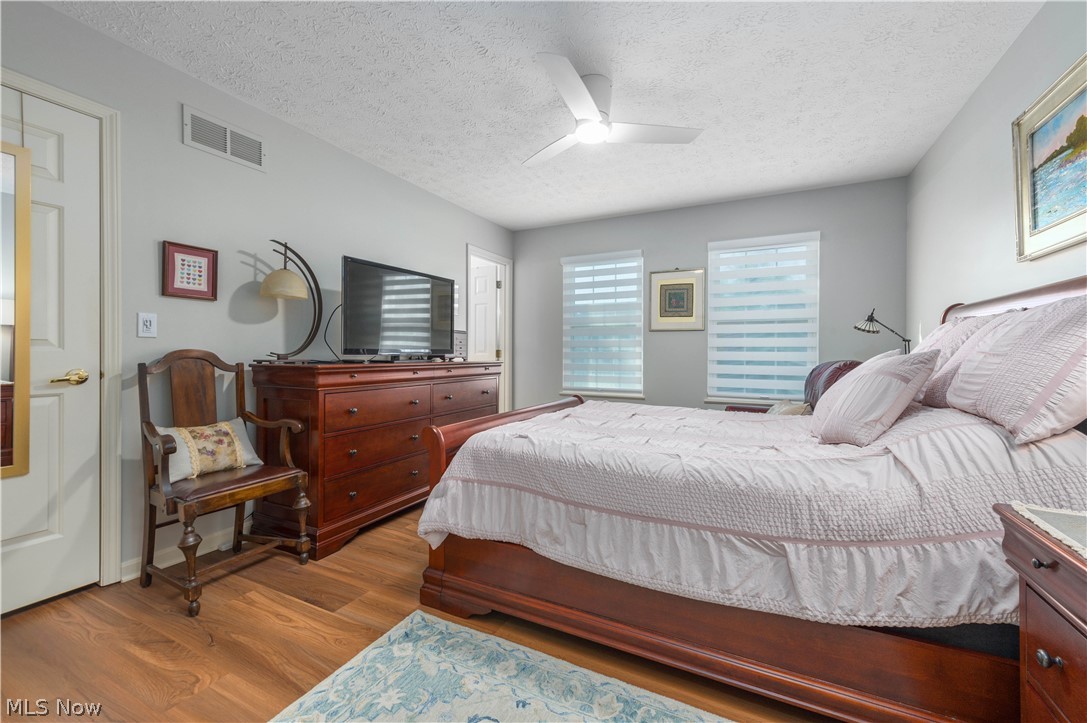 33785 Lake Road Avon Lake OH 44012