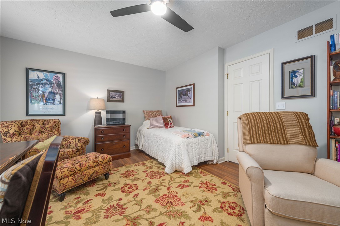 33785 Lake Road Avon Lake OH 44012