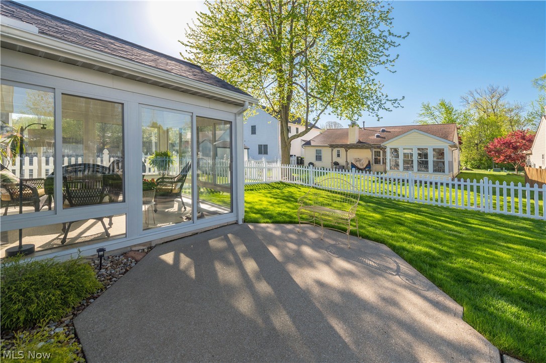 33785 Lake Road Avon Lake OH 44012