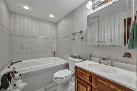 7768 Pamela Drive North Royalton OH 44133