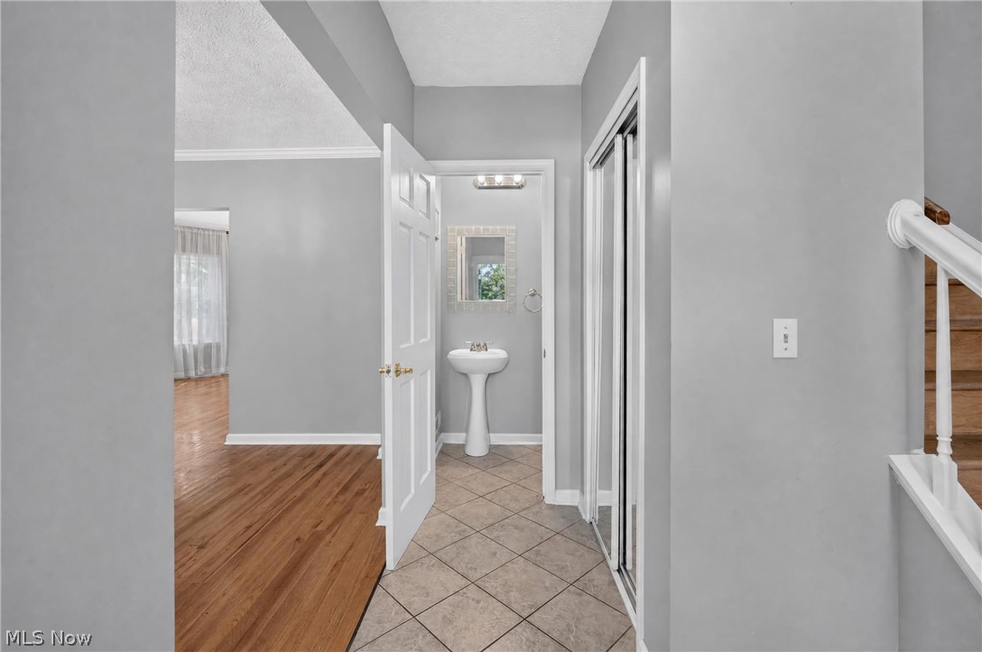 19289 Westwood Drive Strongsville OH 44149