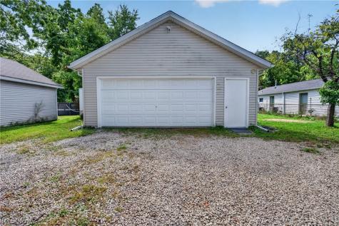 19289 Westwood Drive Strongsville OH 44149