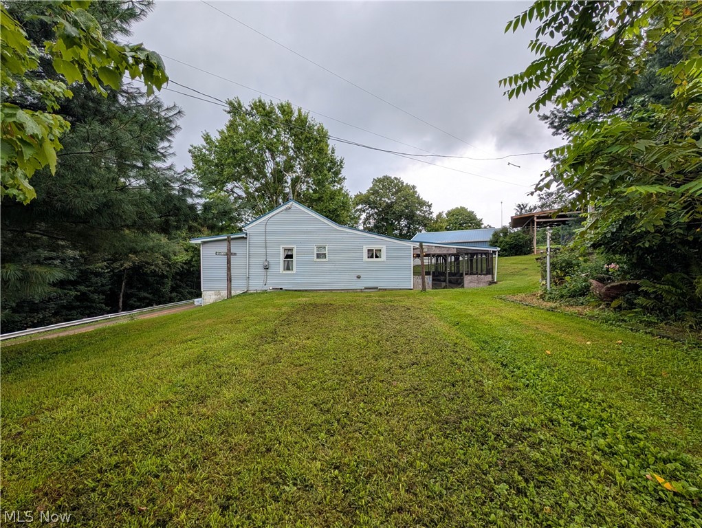 3086 Apollo Road SE Carrollton OH 44615