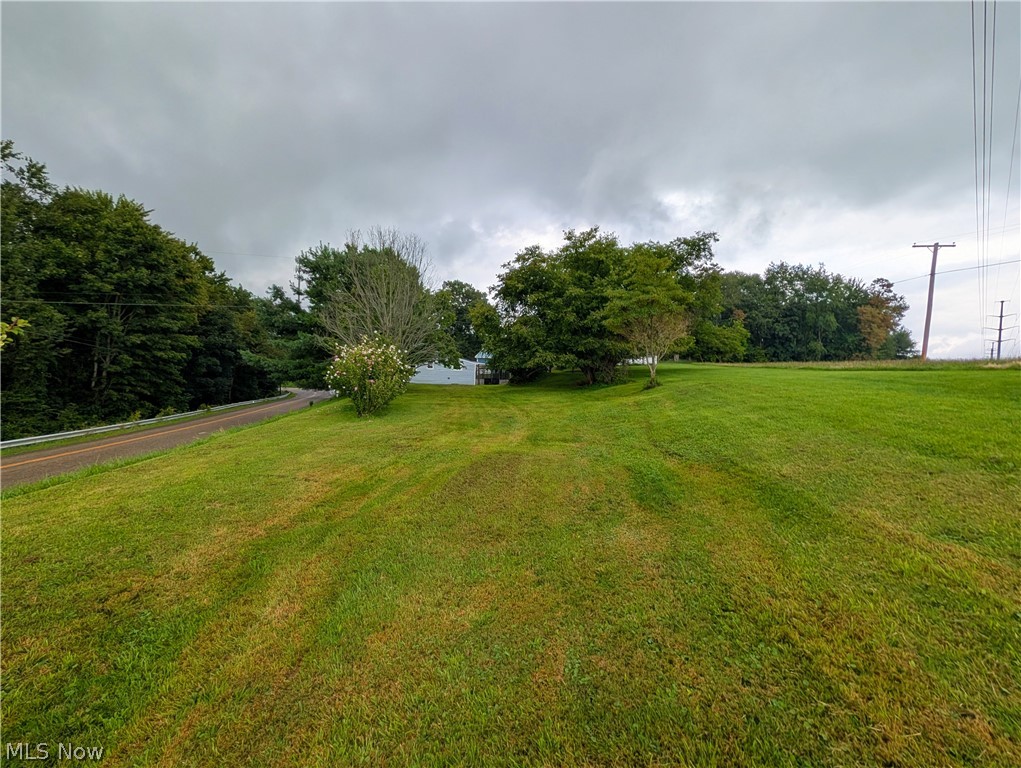 3086 Apollo Road SE Carrollton OH 44615