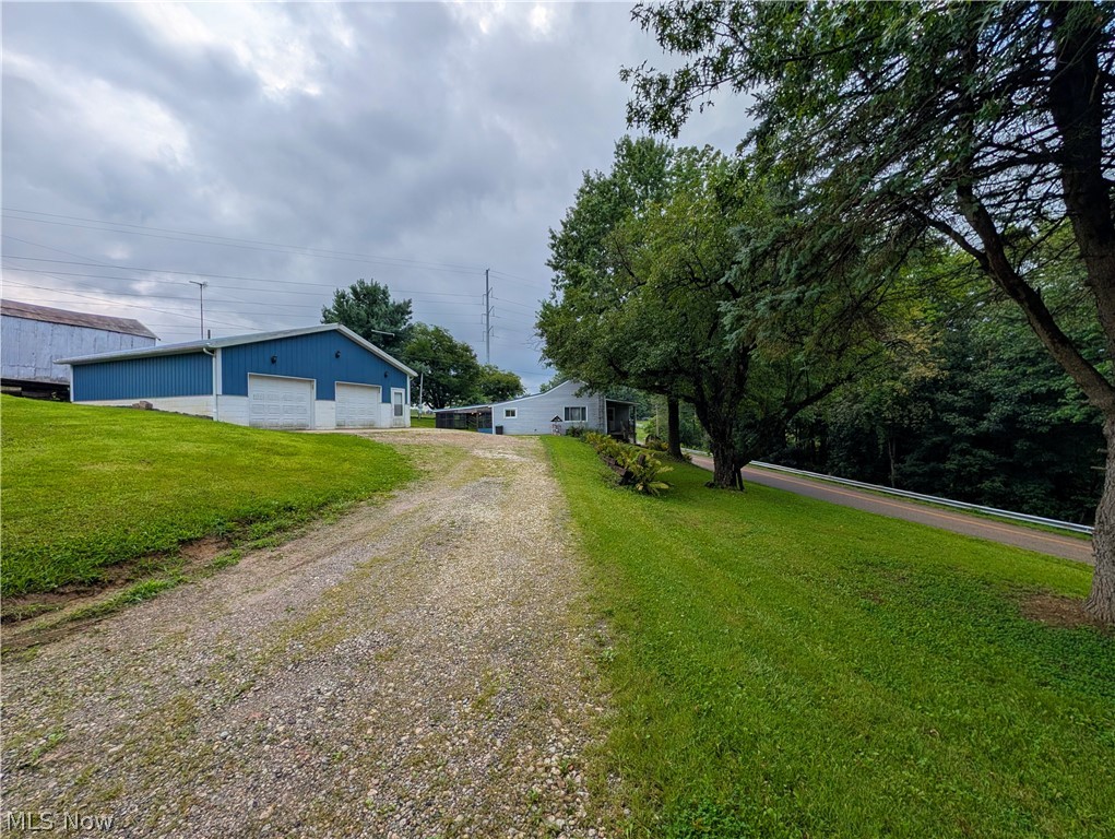 3086 Apollo Road SE Carrollton OH 44615