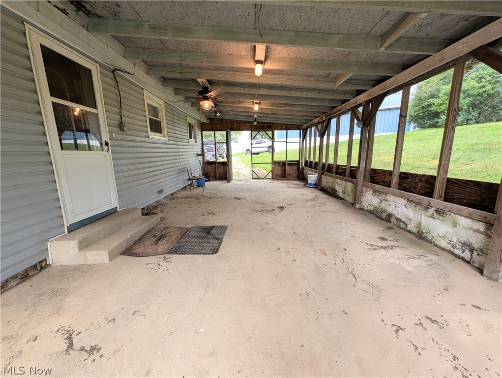 3086 Apollo Road SE Carrollton OH 44615