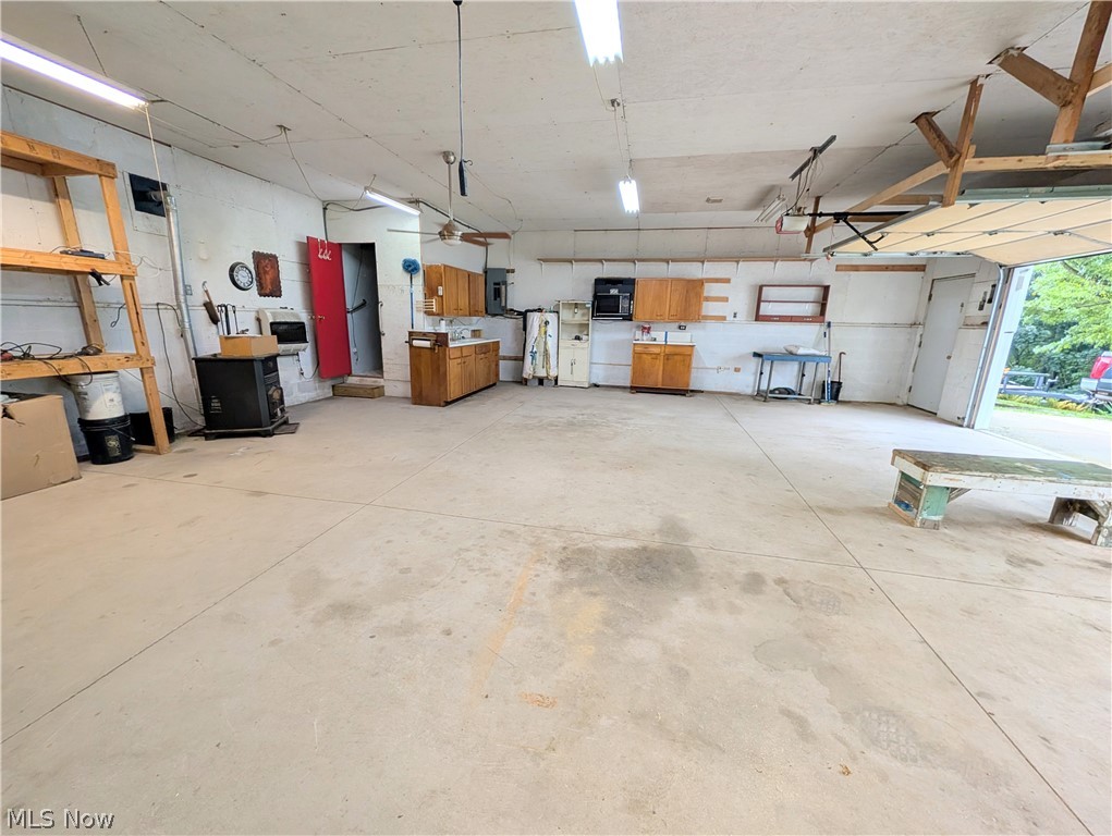 3086 Apollo Road SE Carrollton OH 44615