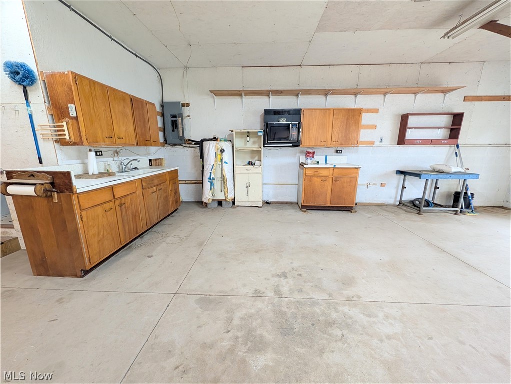 3086 Apollo Road SE Carrollton OH 44615