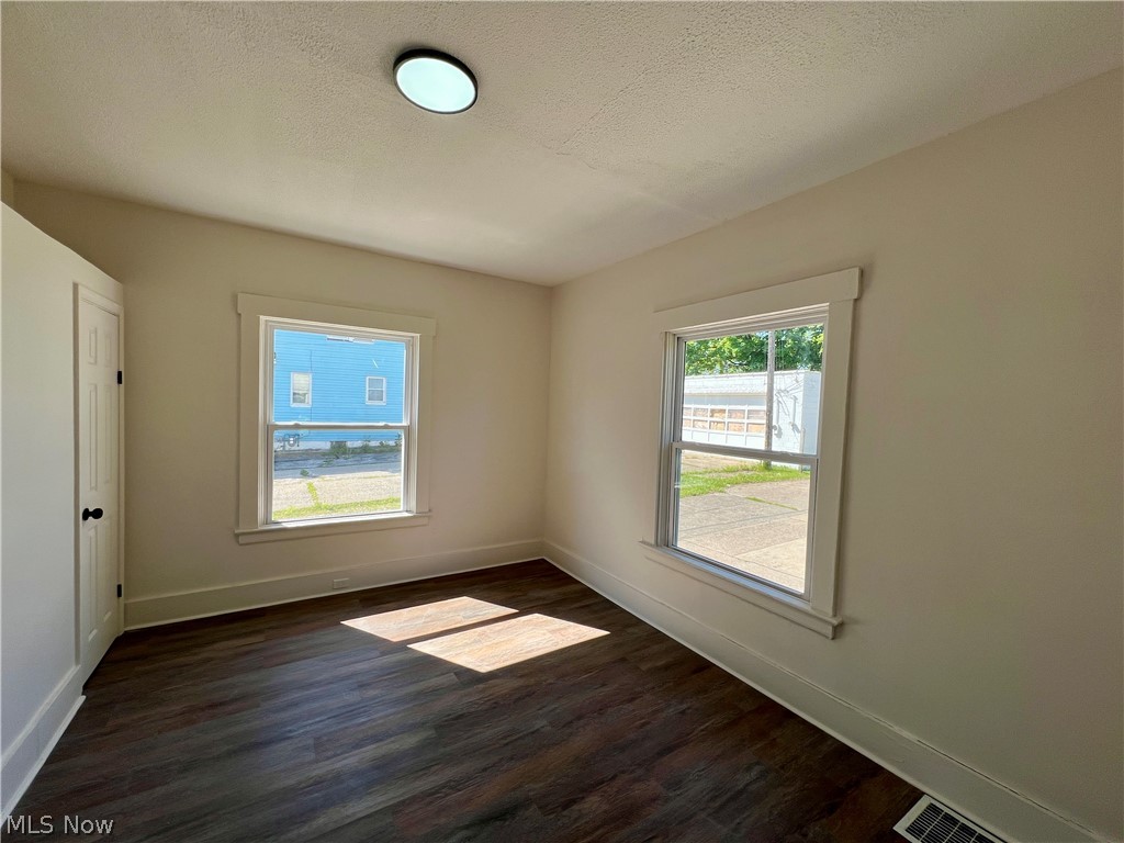 15264 Broadway Avenue Maple Heights OH 44137