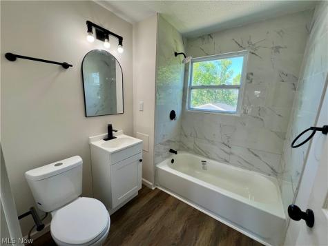 15264 Broadway Avenue Maple Heights OH 44137