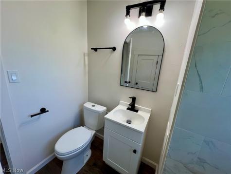 15264 Broadway Avenue Maple Heights OH 44137