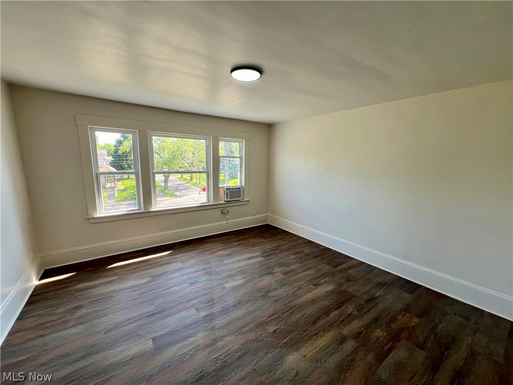 15264 Broadway Avenue Maple Heights OH 44137
