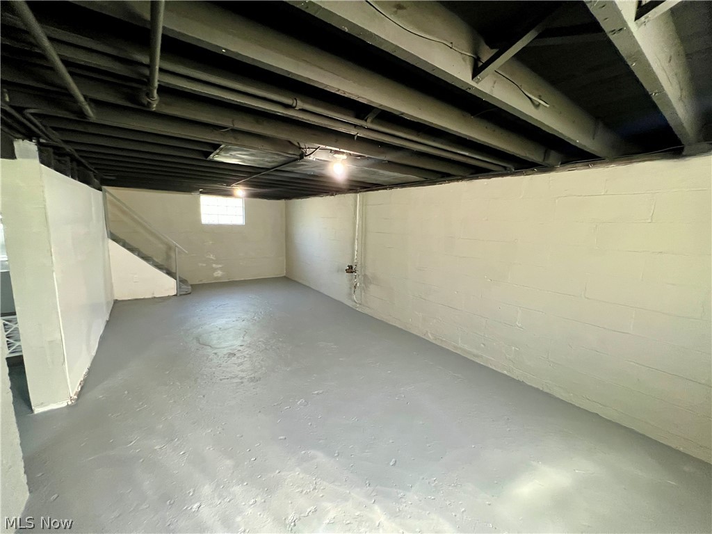 15264 Broadway Avenue Maple Heights OH 44137