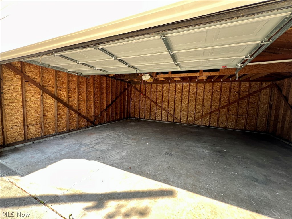 15264 Broadway Avenue Maple Heights OH 44137