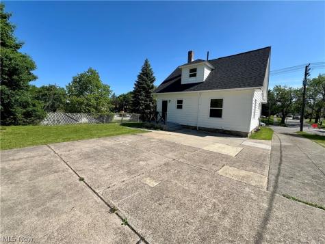 15264 Broadway Avenue Maple Heights OH 44137