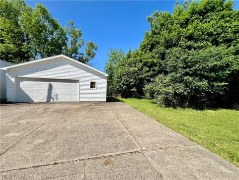 15264 Broadway Avenue Maple Heights OH 44137