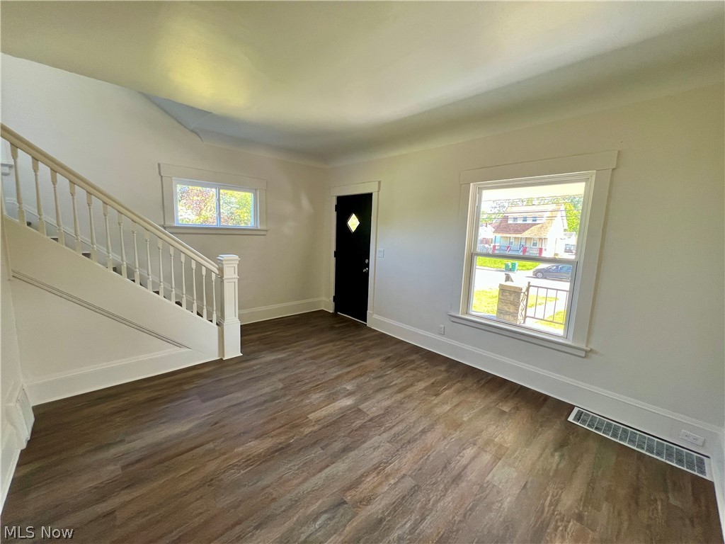 15264 Broadway Avenue Maple Heights OH 44137