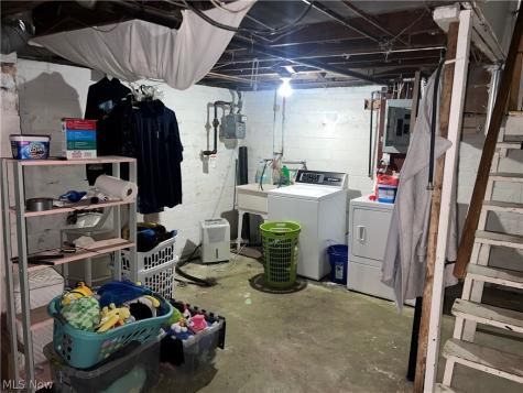 309 Fairlawn Avenue SW Massillon OH 44646