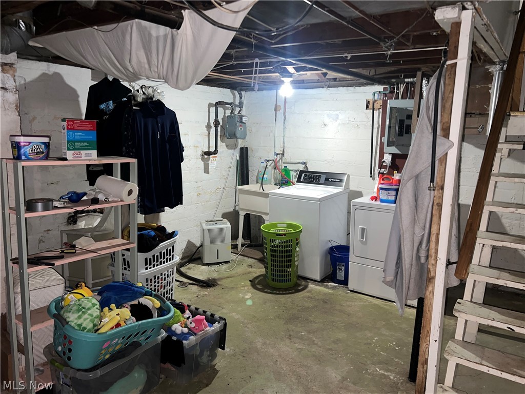 309 Fairlawn Avenue SW Massillon OH 44646