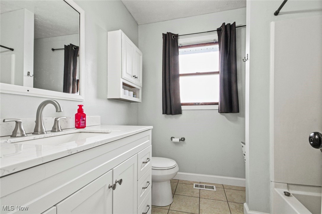 9974 New Buffalo Road Canfield OH 44406