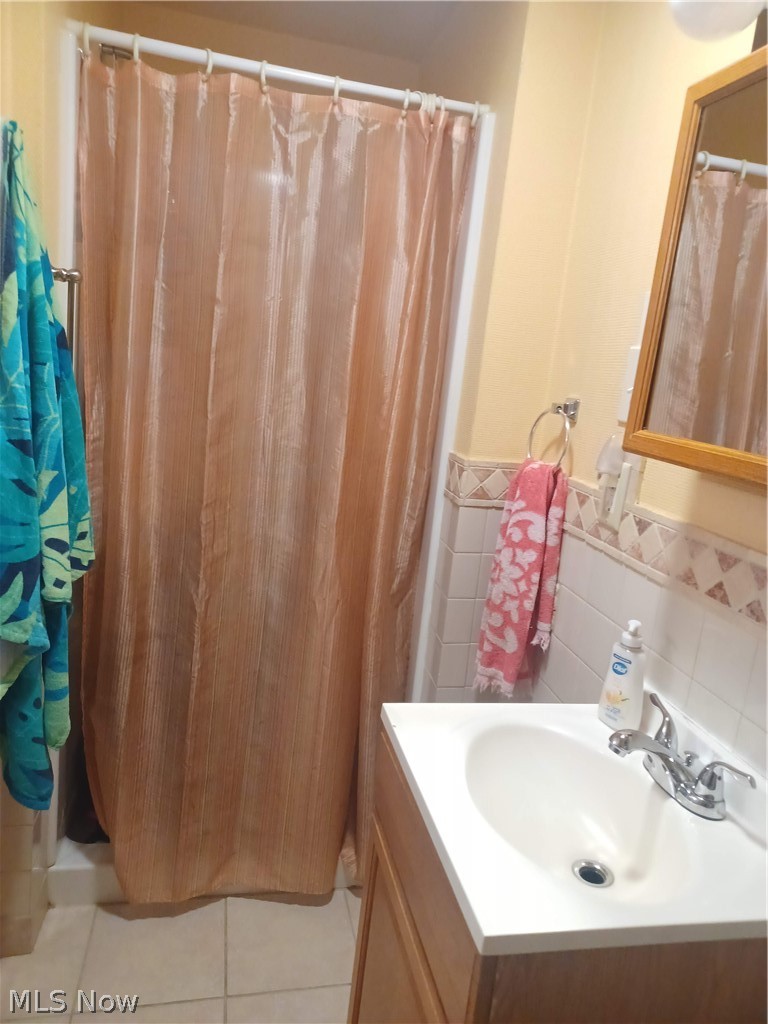 42 N Clover Avenue Niles OH 44446