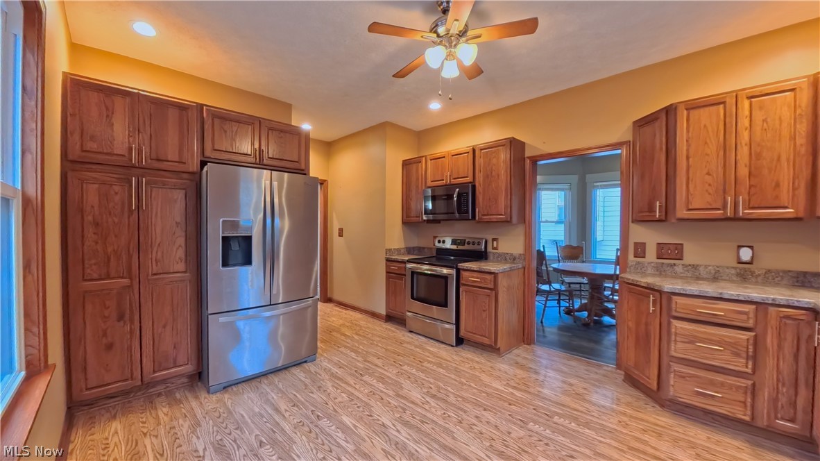 326 E Wilson Avenue Girard OH 44420