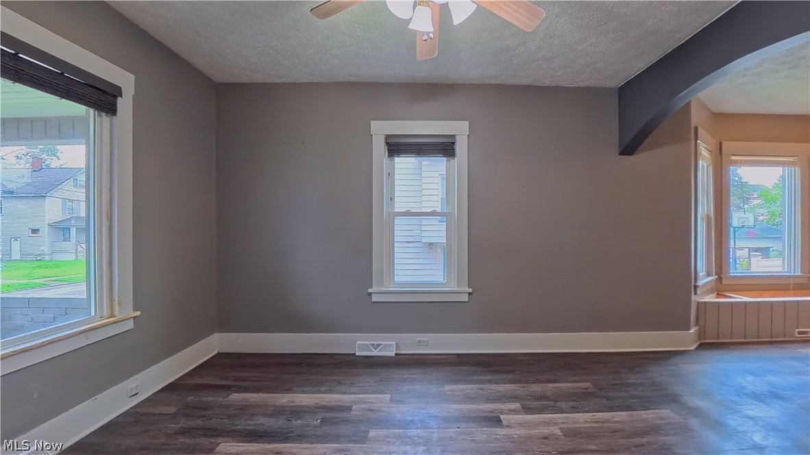 326 E Wilson Avenue Girard OH 44420