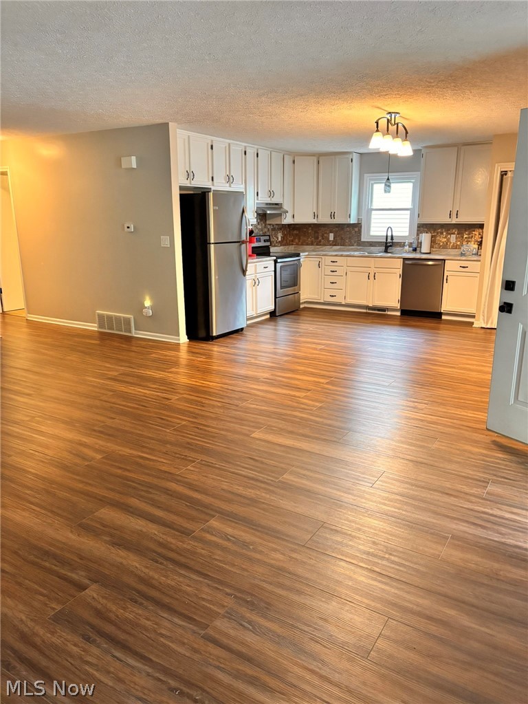 881 Pepperwood Drive Wooster OH 44691