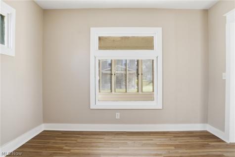 2016 Pointview Avenue Youngstown OH 44502