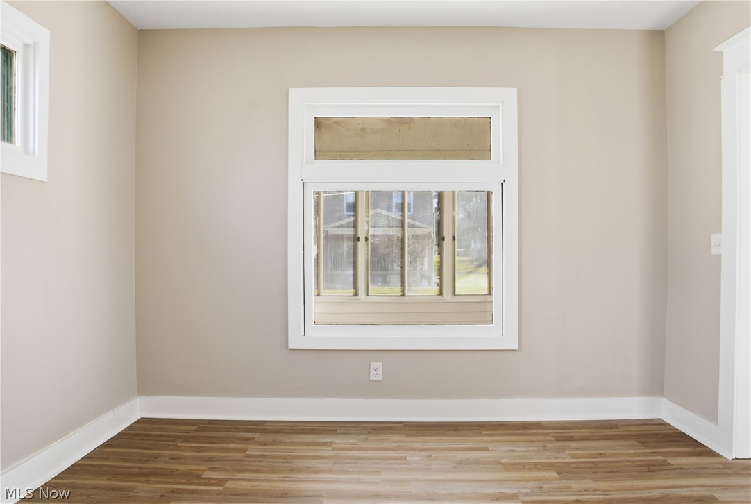 2016 Pointview Avenue Youngstown OH 44502