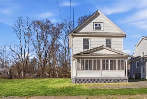 2016 Pointview Avenue Youngstown OH 44502