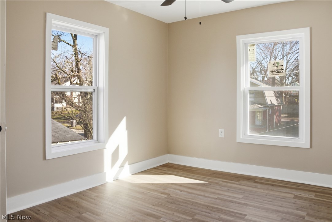 2016 Pointview Avenue Youngstown OH 44502