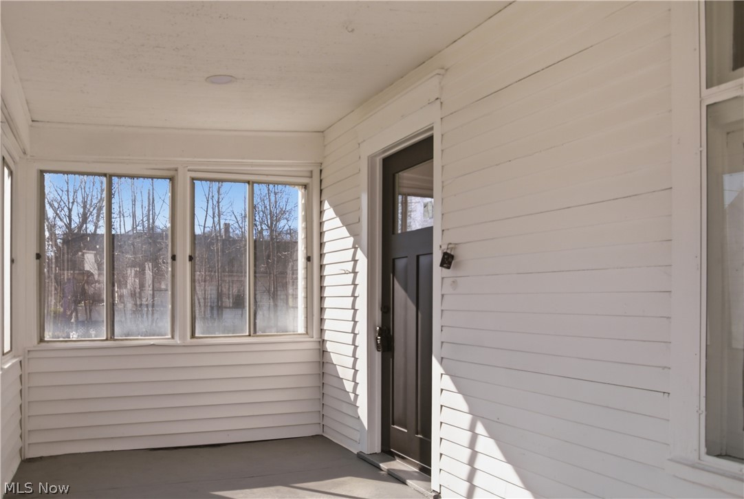 2016 Pointview Avenue Youngstown OH 44502