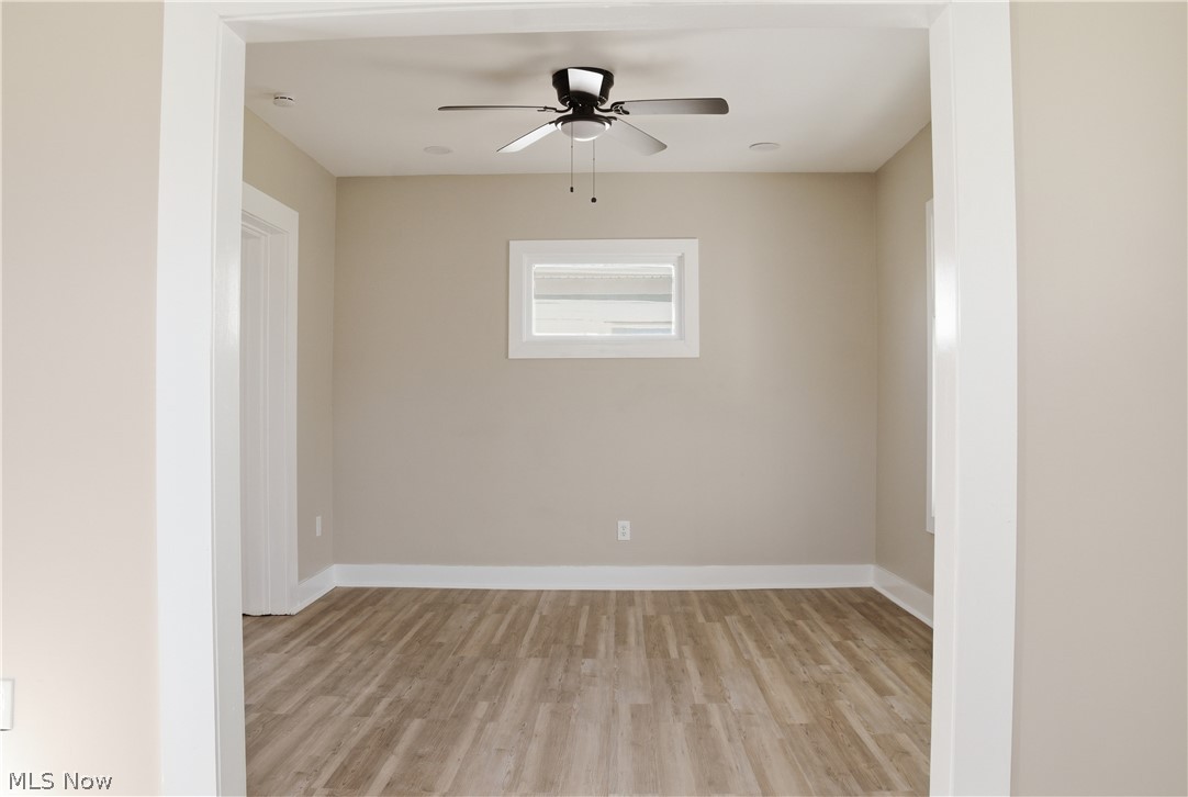 2016 Pointview Avenue Youngstown OH 44502