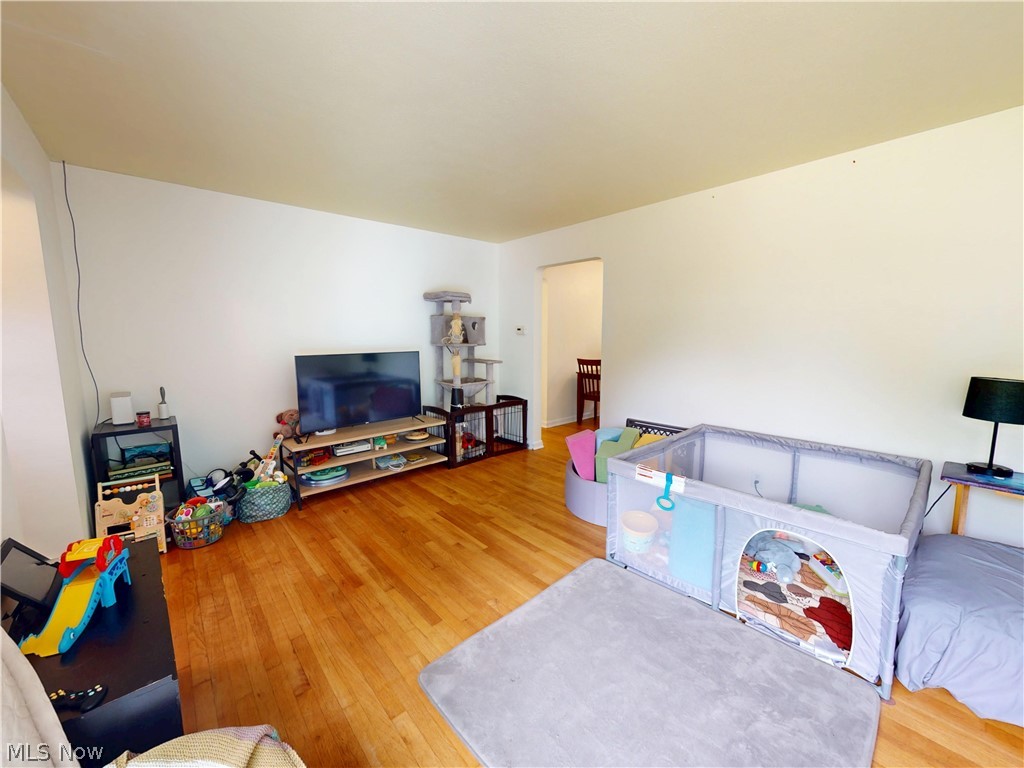 5972 Crossview Road Seven Hills OH 44131