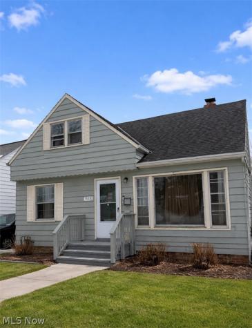 19280 Stafford Avenue Maple Heights OH 44137