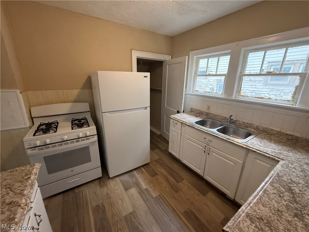 130 E Emerling Avenue Akron OH 44301