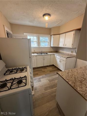130 E Emerling Avenue Akron OH 44301