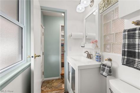 3740 Higley Road Rocky River OH 44116