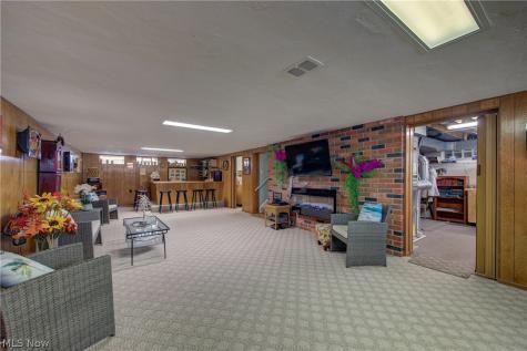 3740 Higley Road Rocky River OH 44116