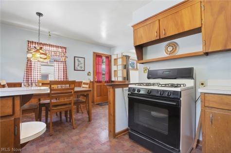1852 6th Street Cuyahoga Falls OH 44221