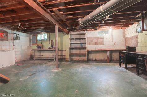 1852 6th Street Cuyahoga Falls OH 44221