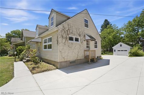 1852 6th Street Cuyahoga Falls OH 44221