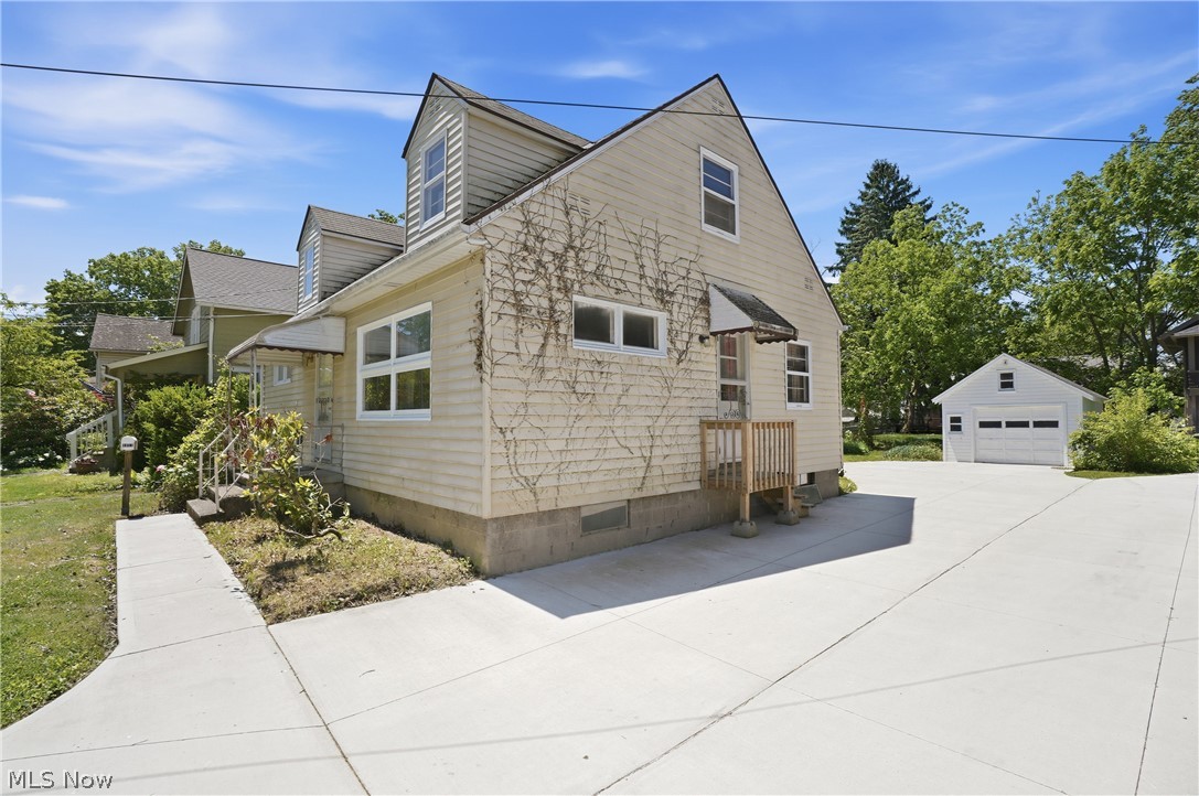 1852 6th Street Cuyahoga Falls OH 44221