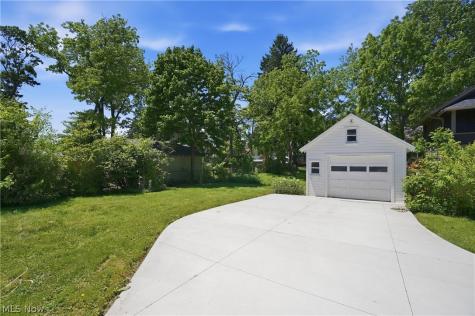 1852 6th Street Cuyahoga Falls OH 44221